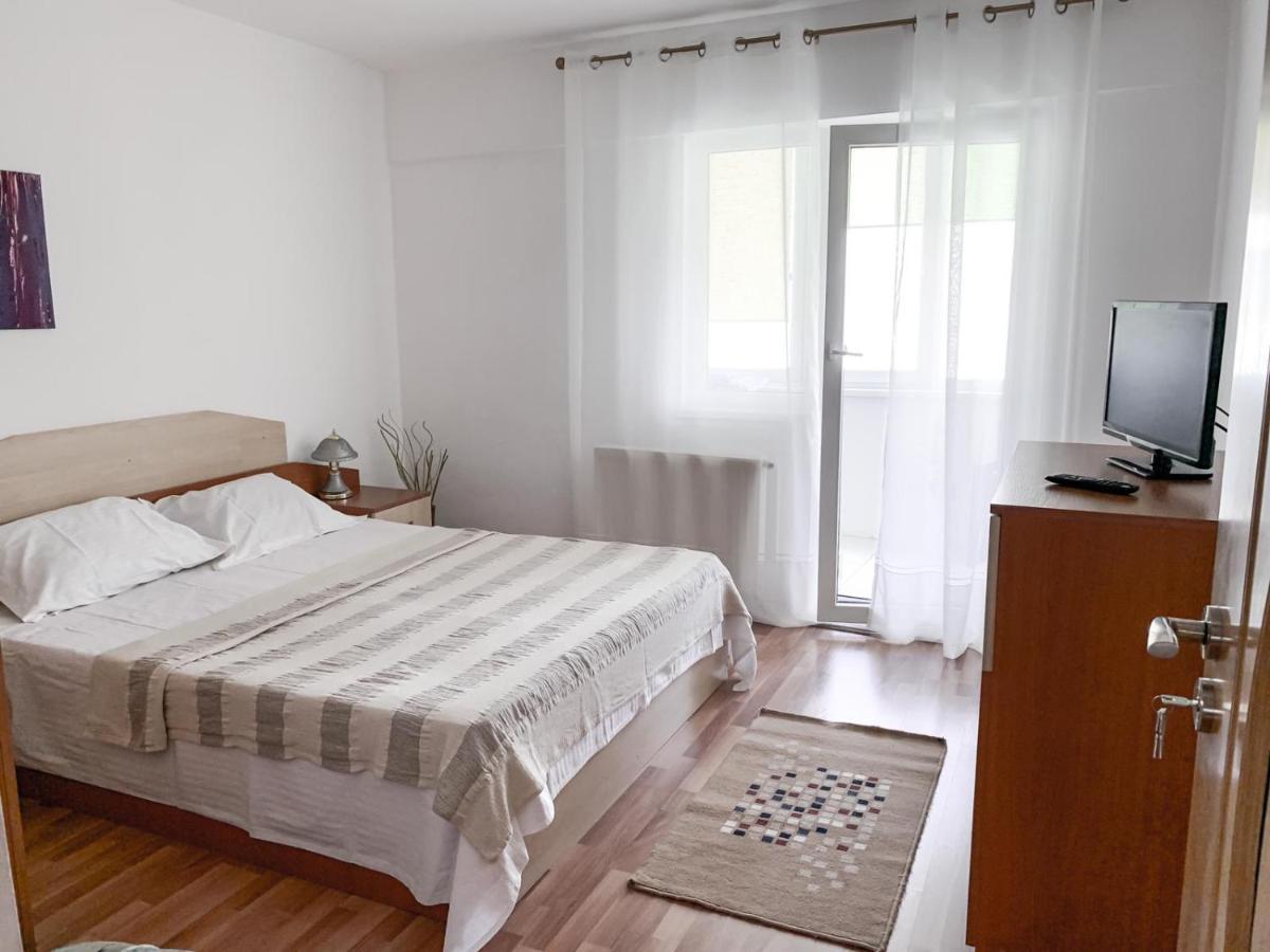 Apartament Zarnesti „Saturn” Ngoại thất bức ảnh